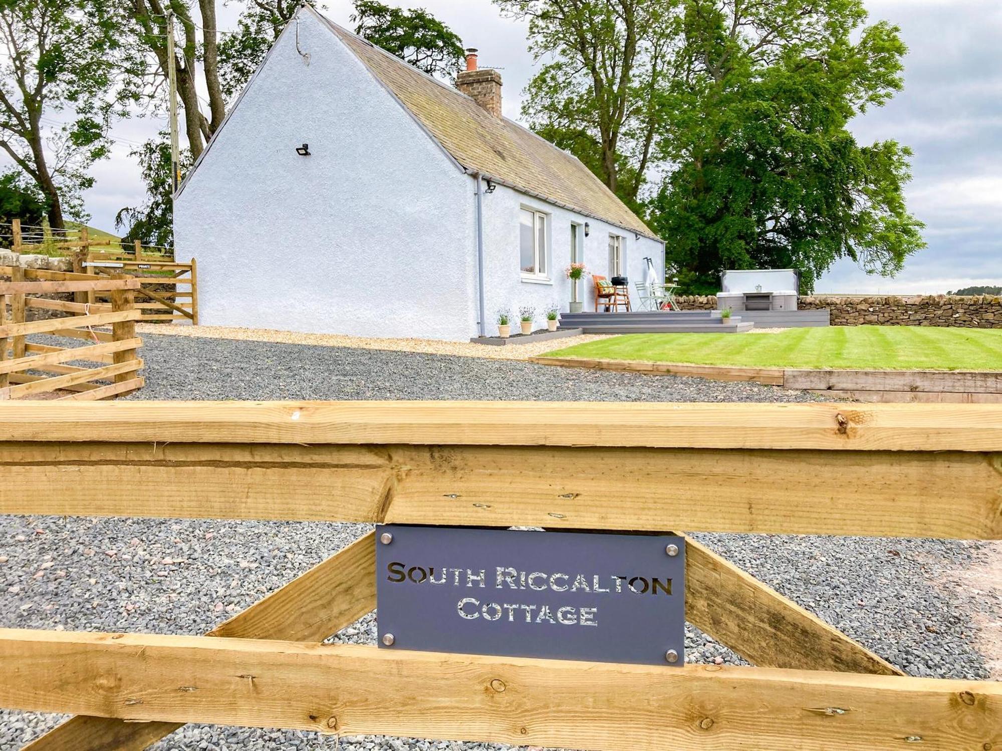 South Riccalton Farm Cottage Oxnam Exterior foto